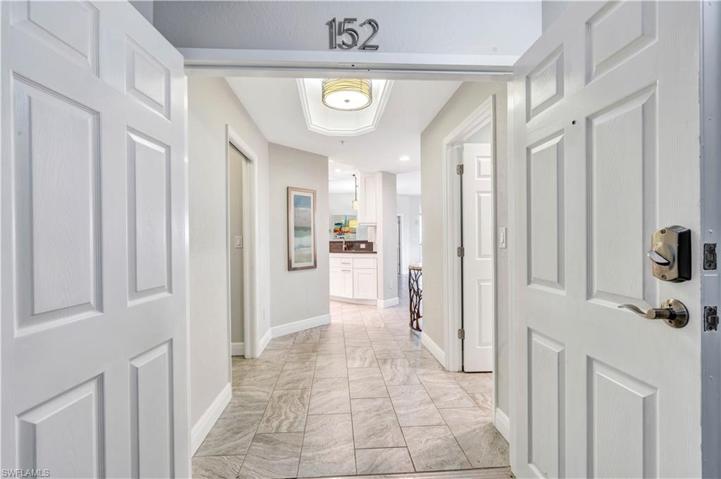 Walk into this stunning condo to a bight, light an open floor plan!