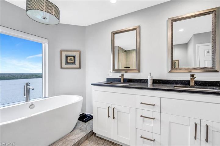 Stunning views from the soaking tub