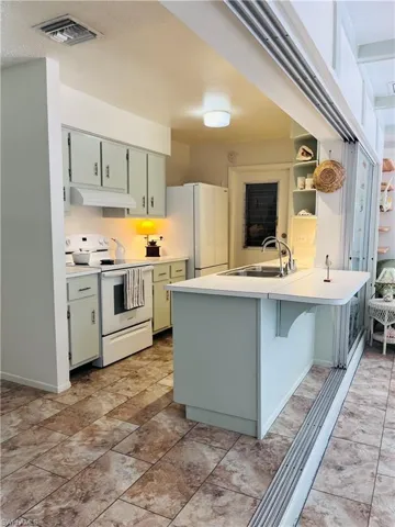 4049  Rainbow  CIR, Labelle, FL 33935