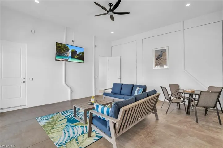 Bonus room