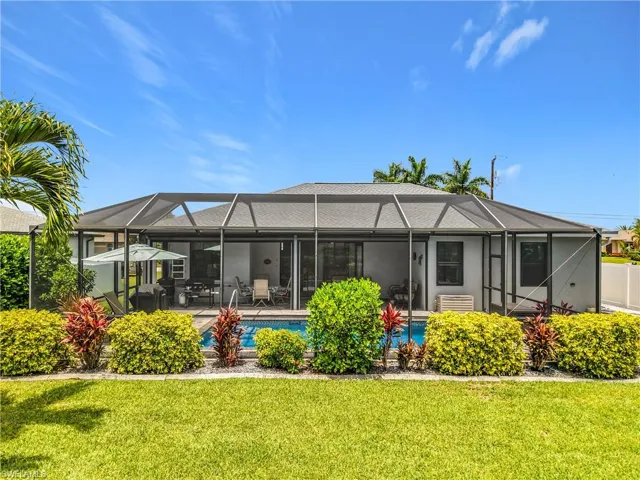 1734 SW 18th  ST, Cape Coral, FL 33991