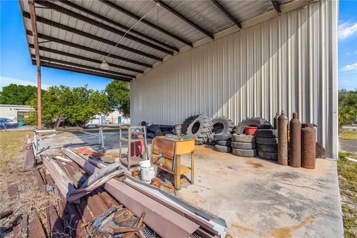 109 S Industrial Loop, Labelle Fl 33935