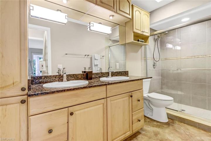 double sinks with lots of storage