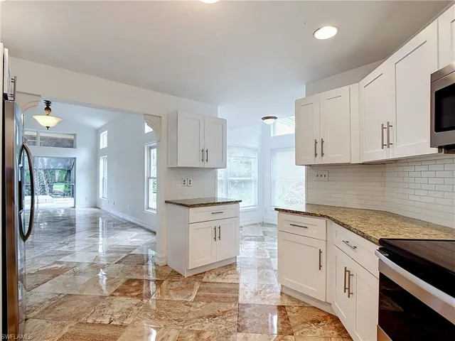 56 Grey Wing Pt, Naples, Florida 34113