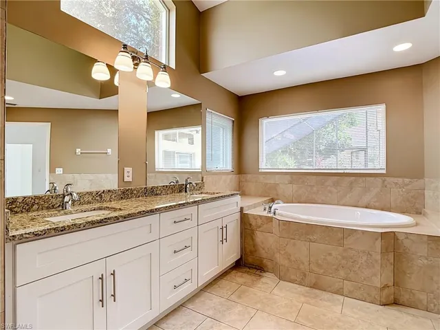 56 Grey Wing Pt, Naples, Florida 34113