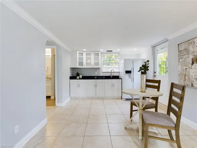 1 BR Efficiency Apt with Private Entrance