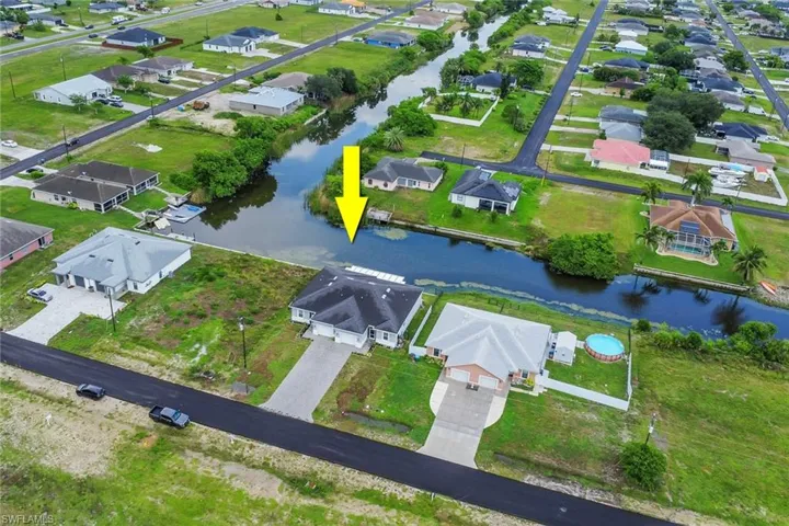 1519 Ne 8th Pl, Cape Coral, Florida 33909