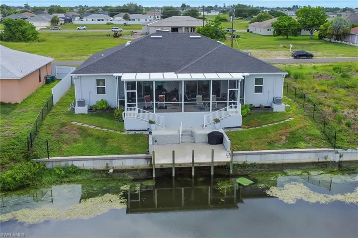 1519 Ne 8th Pl, Cape Coral, Florida 33909
