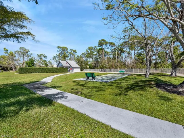 View of home's community