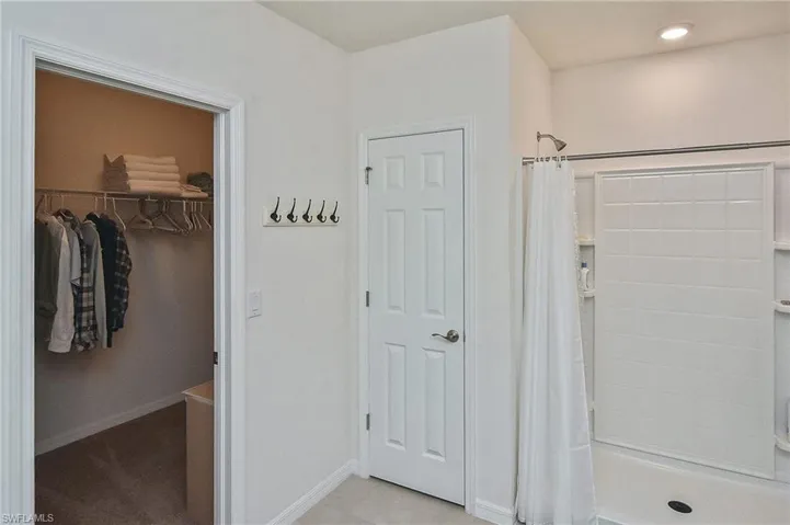 Walk-in closet