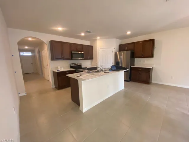 1909 Nw 6th Ter, Cape Coral, Florida 33993