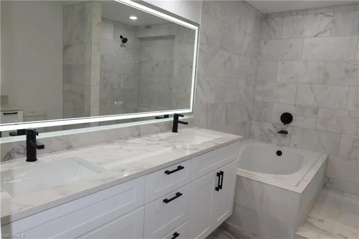 178 Cypress View Dr # C34, Naples, Florida 34113