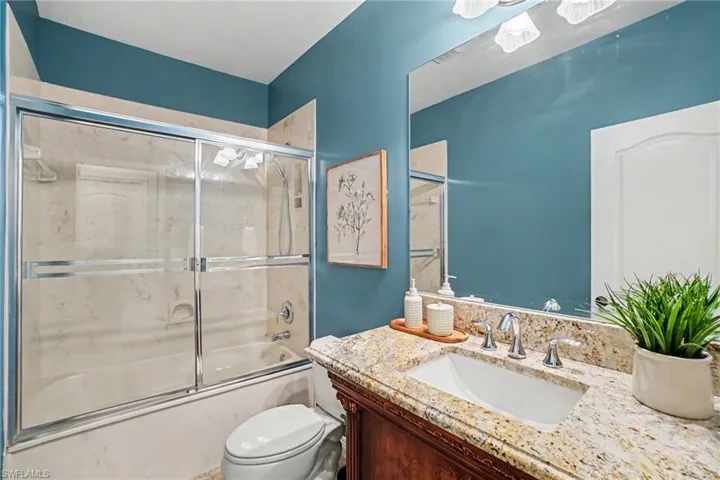 Guest full bathroom