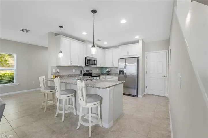 3784  Tilbor  CIR, Fort Myers, FL 33916