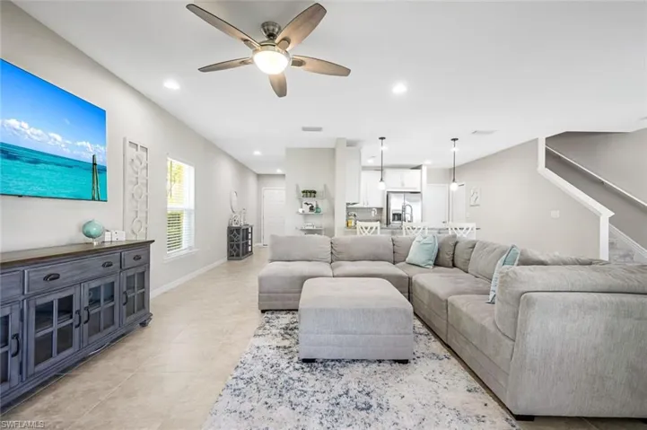 3784  Tilbor  CIR, Fort Myers, FL 33916