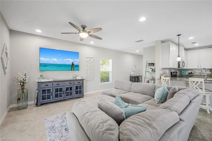 3784  Tilbor  CIR, Fort Myers, FL 33916
