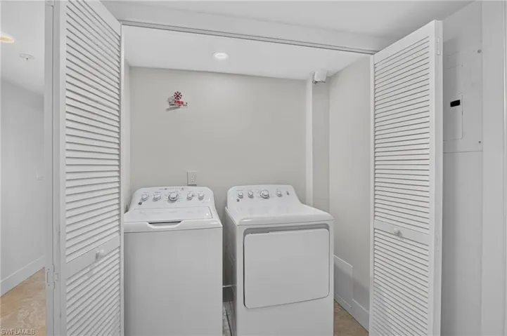 16290 Kelly Cove Dr 253, Fort Myers, Florida 33908