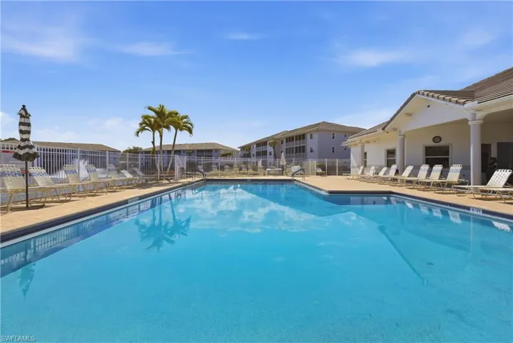 7823  Regal Heron  CIR, Naples, FL 34104
