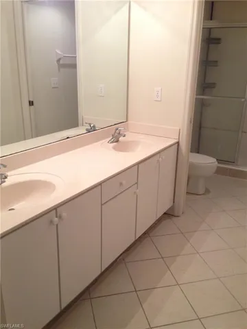 7823  Regal Heron  CIR, Naples, FL 34104