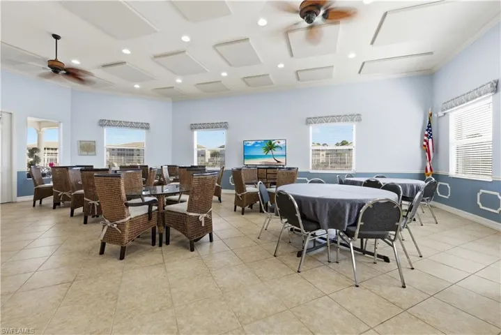 7823  Regal Heron  CIR, Naples, FL 34104