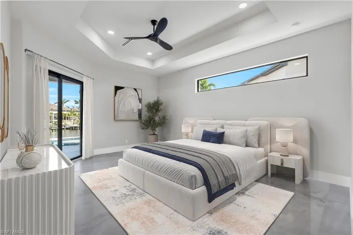 Indoor dry bar with beam ceiling and recessed lighting