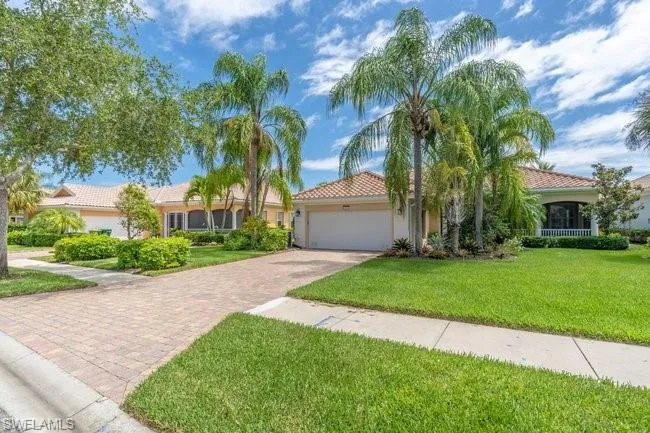 7911 Portofino Ct, Naples, Florida 34114
