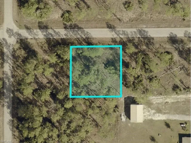 1002 E 15th St, Lehigh Acres, Florida 33972