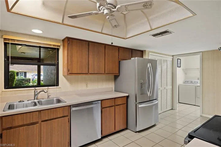 5665  Arvine  CIR, Fort Myers, FL 33919