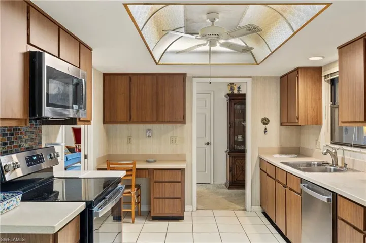5665  Arvine  CIR, Fort Myers, FL 33919