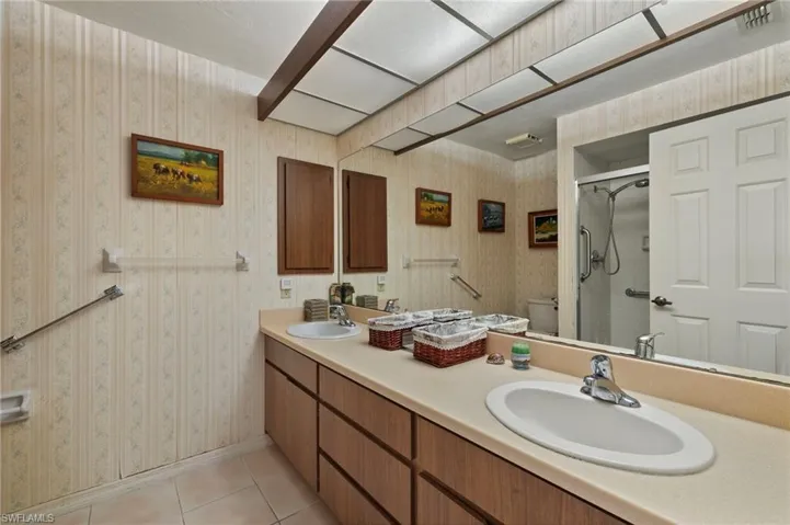 5665  Arvine  CIR, Fort Myers, FL 33919