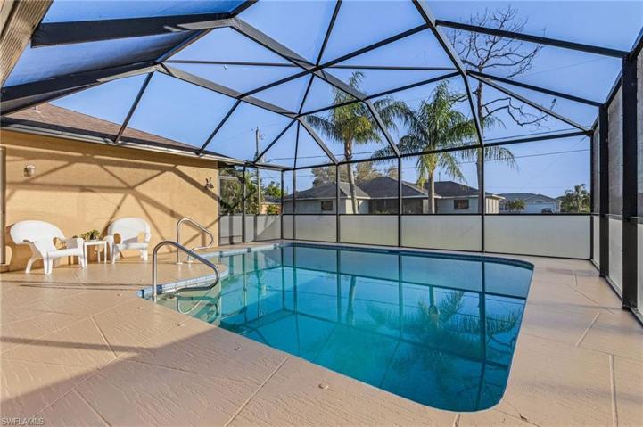 8312 Tahiti RD, FORT MYERS FL 33967