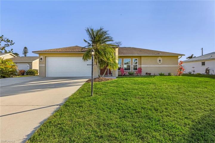 8312 Tahiti RD, FORT MYERS FL 33967