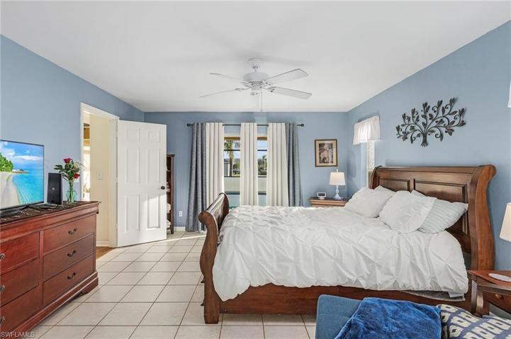 8312 Tahiti RD, FORT MYERS FL 33967