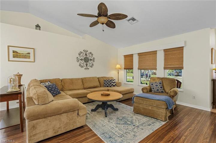8312 Tahiti RD, FORT MYERS FL 33967
