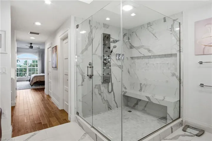 559 Audubon Blvd E-202, Naples, Florida 34110