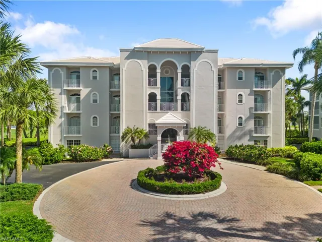 559 Audubon Blvd E-202, Naples, Florida 34110