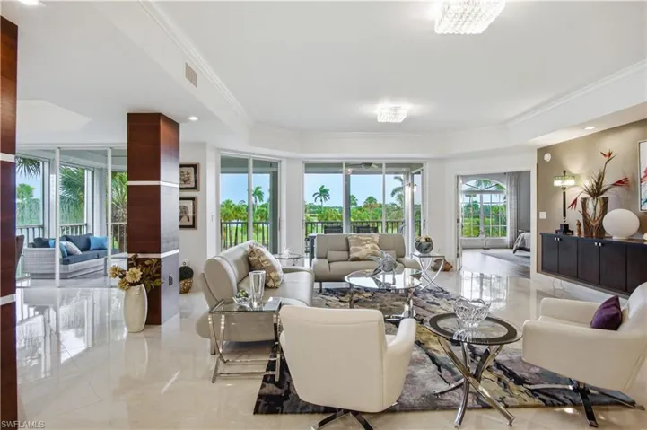 559 Audubon Blvd E-202, Naples, Florida 34110
