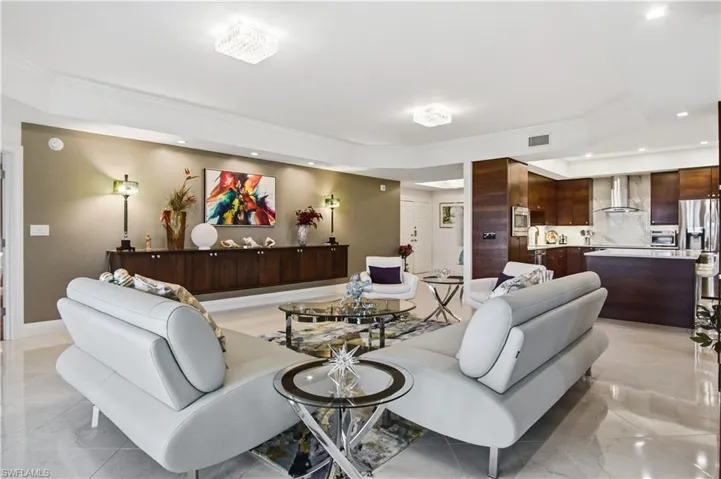 559 Audubon Blvd E-202, Naples, Florida 34110
