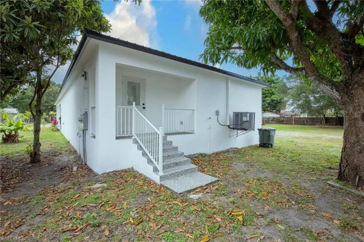 332 W Ventura  AVE, Clewiston, FL 33440