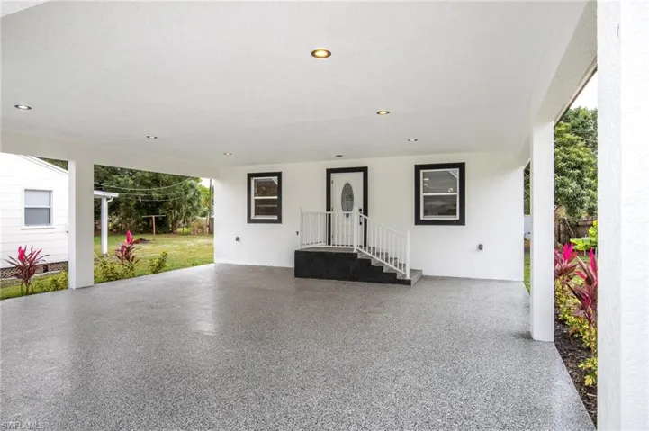 332 W Ventura  AVE, Clewiston, FL 33440