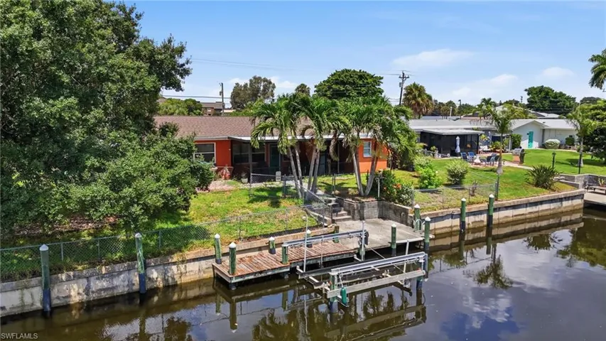4430 Orange Grove Blvd, North Fort Myers, Florida 33903