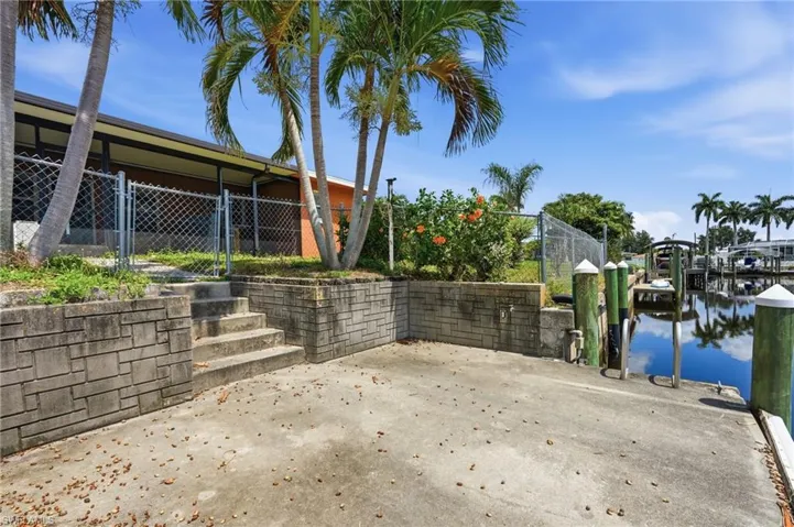 4430 Orange Grove Blvd, North Fort Myers, Florida 33903