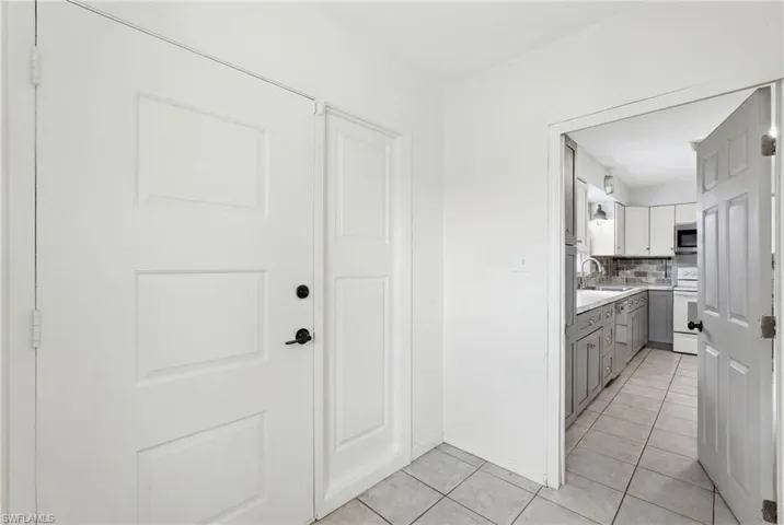 4430 Orange Grove Blvd, North Fort Myers, Florida 33903