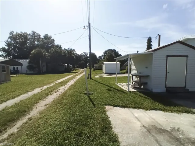 ALLEY ADDITIONAL DRIVEWAY