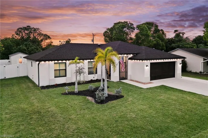 636 Se 11th Ave, Cape Coral, Florida 33990