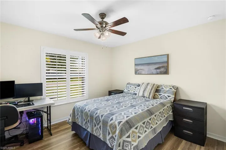 636 Se 11th Ave, Cape Coral, Florida 33990