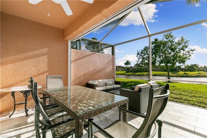 14282  Manchester  DR, Naples, FL 34114