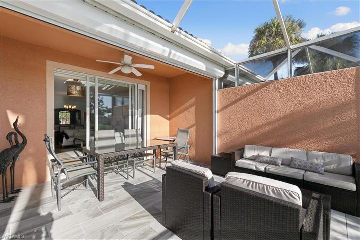 14282  Manchester  DR, Naples, FL 34114
