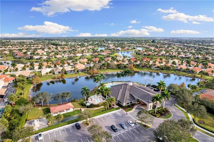 14282  Manchester  DR, Naples, FL 34114