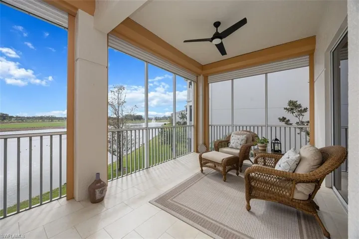580  Avellino Isles  CIR, Naples, FL 34119